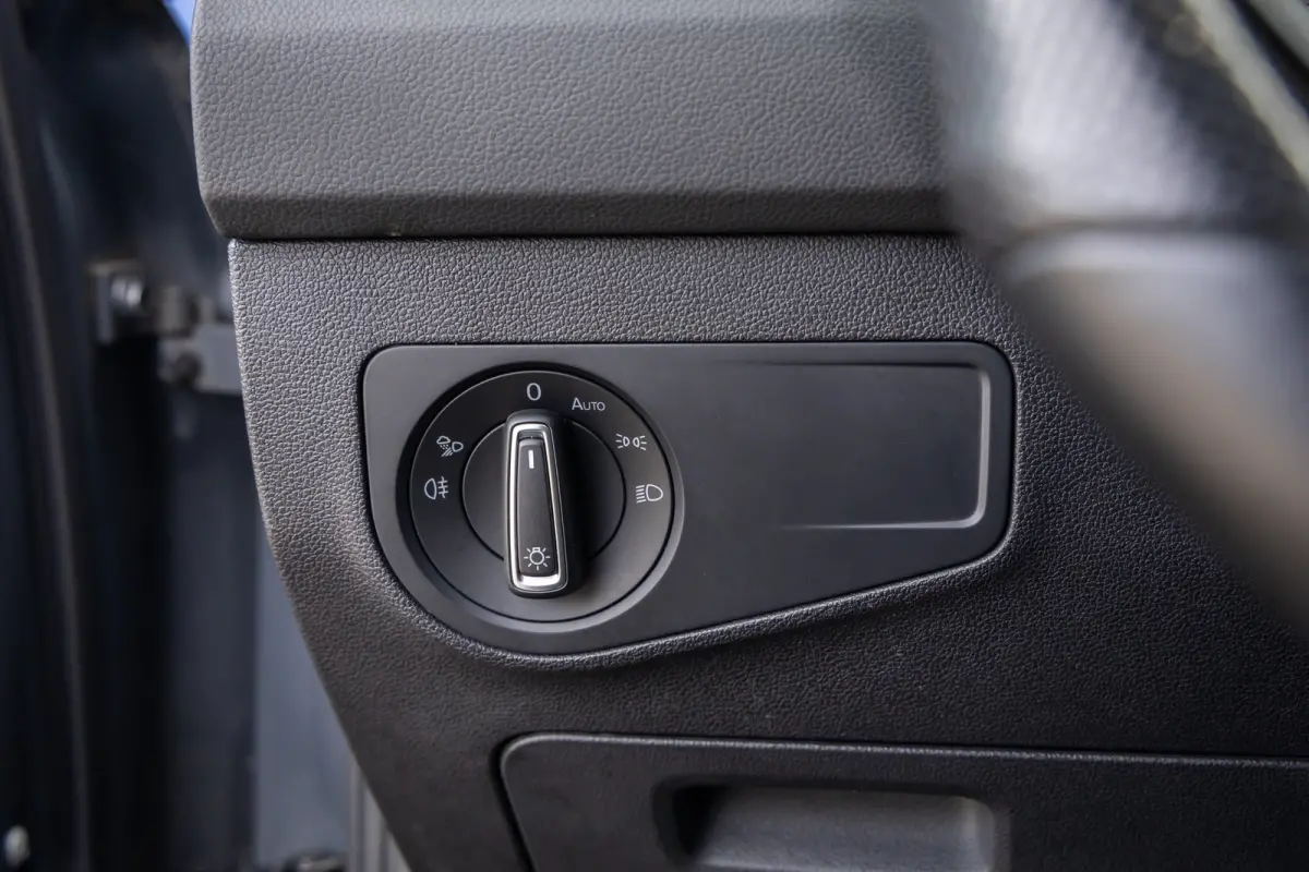 1.4 TSI eHybrid R-Line Business+ | Pano | 360 camera | Black-style | Cruise adaptief | Dodehoek detectie | Stoel+stuur verwarming | Cruise control adaptief | Cruise control adaptief met Stop