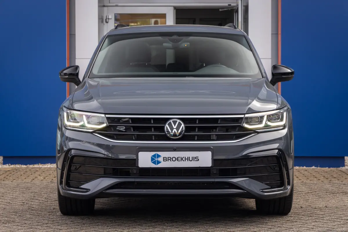 1.4 TSI eHybrid R-Line Business+ | Pano | 360 camera | Black-style | Cruise adaptief | Dodehoek detectie | Stoel+stuur verwarming | Cruise control adaptief | Cruise control adaptief met Stop