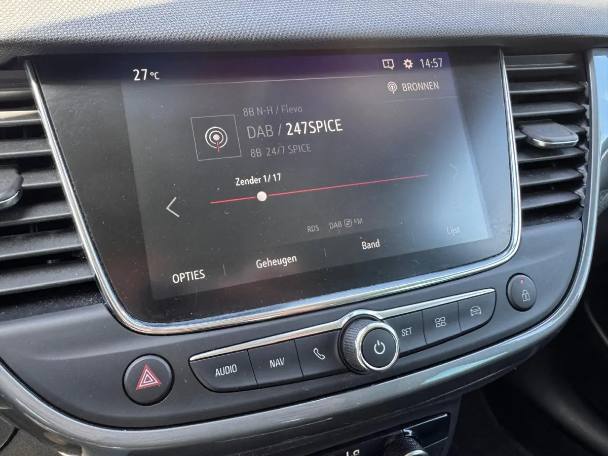 1.2 Turbo 130PK Elegance Automaat | Navigatie | AGR-Bestuurdersstoel | Camera | Parkeersensoren | Cruise Control | DAB | | Bluetooth telefoonvoorbereiding | Boordcomputer | Bots waarschuwing