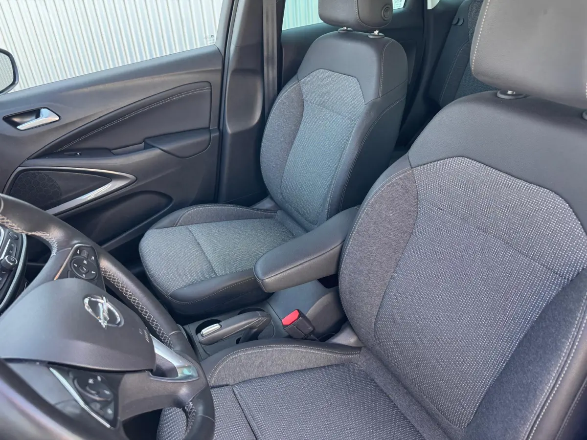 1.2 Turbo 130PK Elegance Automaat | Navigatie | AGR-Bestuurdersstoel | Camera | Parkeersensoren | Cruise Control | DAB | | Bluetooth telefoonvoorbereiding | Boordcomputer | Bots waarschuwing