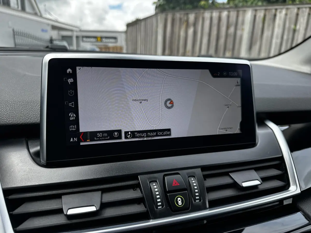 225xe iPerformance HUD|Camera|Leder