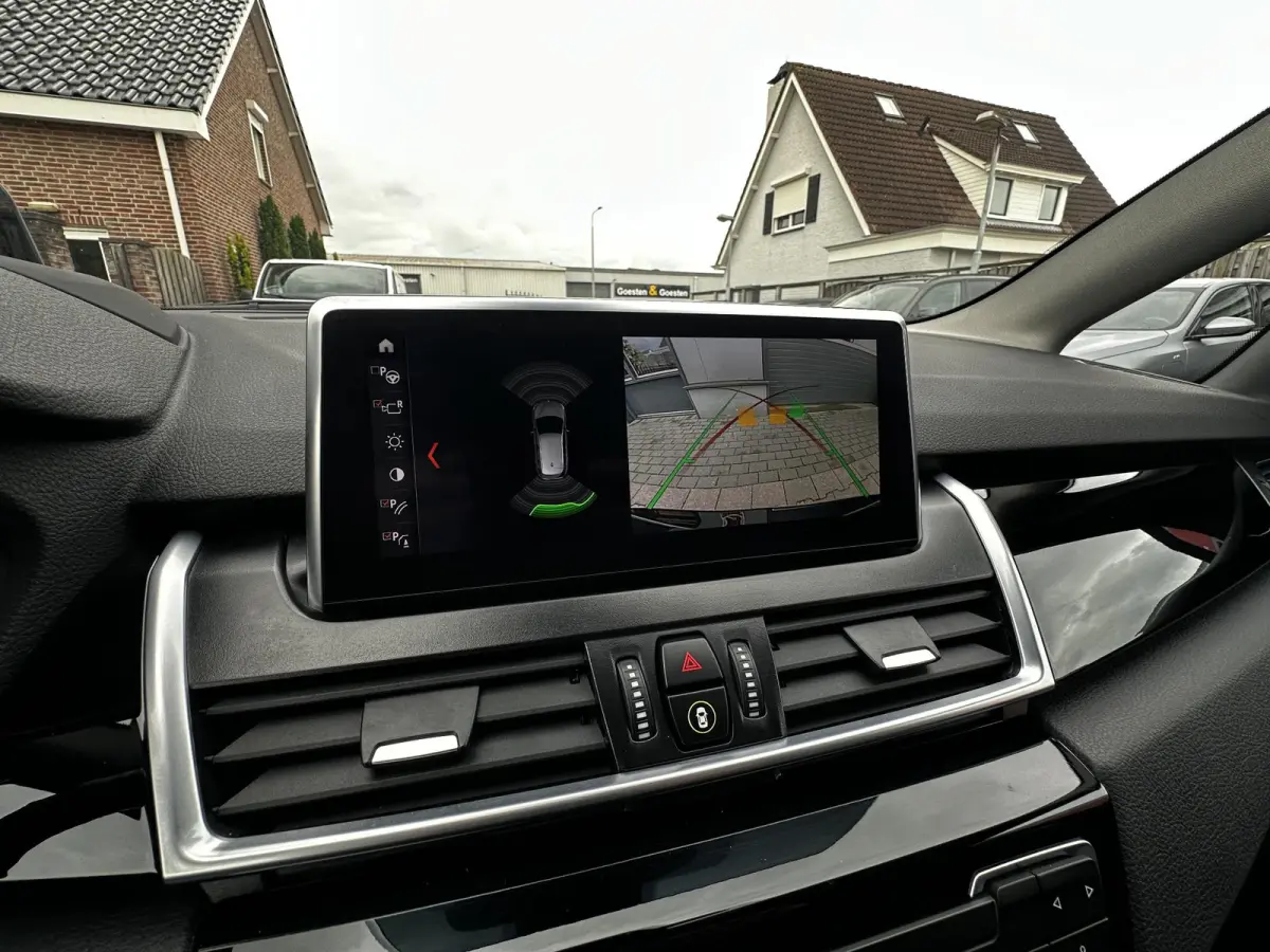 225xe iPerformance HUD|Camera|Leder