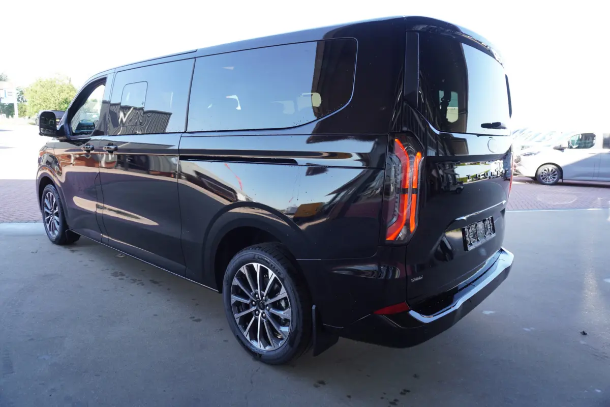 340L 2.5 PHEV 233PK L2H1 Titanium X 8 Persoons PHEV Automaat nr. V078 | Hybride | Airco | Adap. Cruise | Navi | Pano | 360 Cam | Elek.Schuifdeur L+R