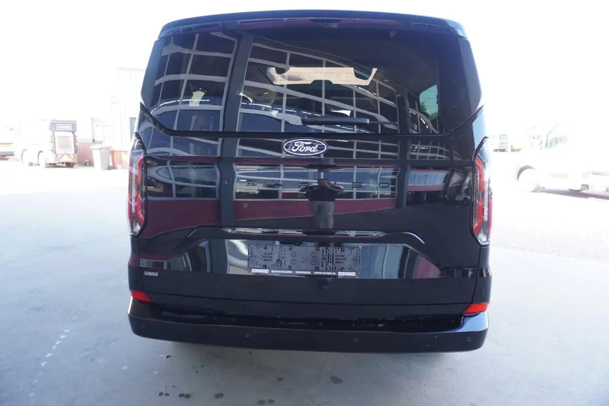 340L 2.5 PHEV 233PK L2H1 Titanium X 8 Persoons PHEV Automaat nr. V078 | Hybride | Airco | Adap. Cruise | Navi | Pano | 360 Cam | Elek.Schuifdeur L+R