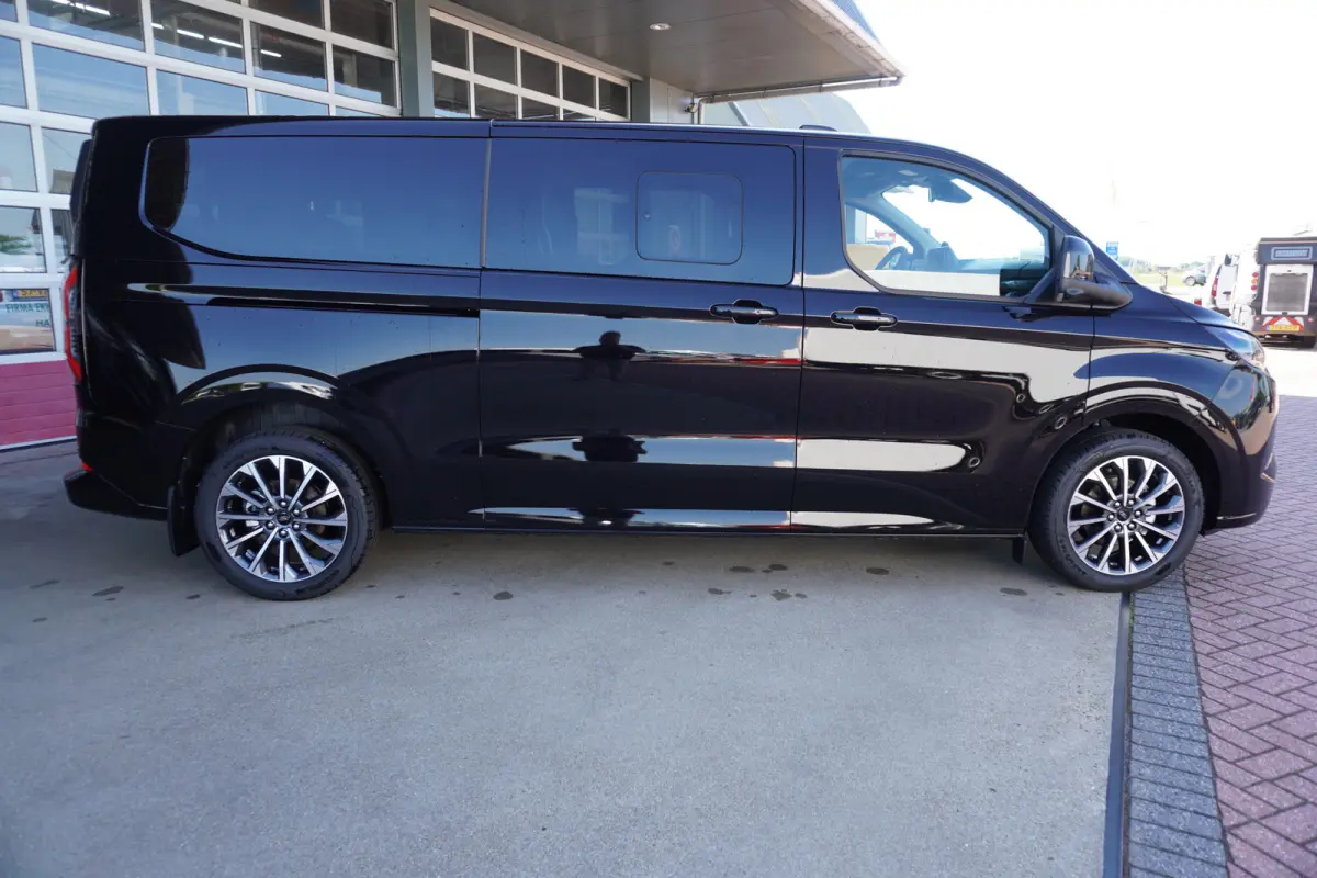 340L 2.5 PHEV 233PK L2H1 Titanium X 8 Persoons PHEV Automaat nr. V078 | Hybride | Airco | Adap. Cruise | Navi | Pano | 360 Cam | Elek.Schuifdeur L+R