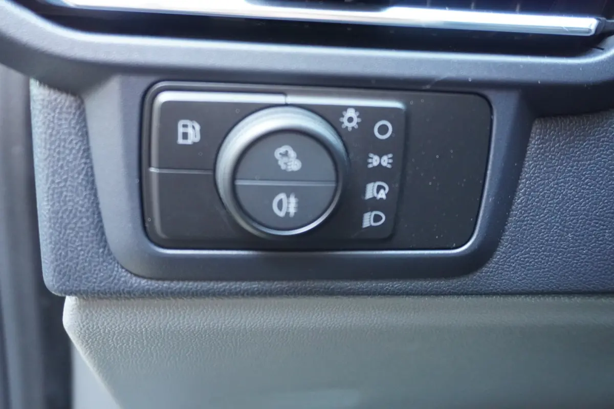 340L 2.5 PHEV 233PK L2H1 Titanium X 8 Persoons PHEV Automaat nr. V078 | Hybride | Airco | Adap. Cruise | Navi | Pano | 360 Cam | Elek.Schuifdeur L+R