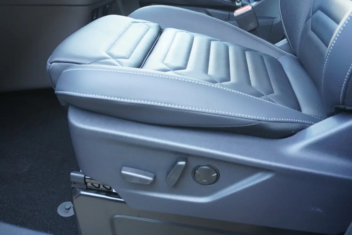 340L 2.5 PHEV 233PK L2H1 Titanium X 8 Persoons PHEV Automaat nr. V078 | Hybride | Airco | Adap. Cruise | Navi | Pano | 360 Cam | Elek.Schuifdeur L+R