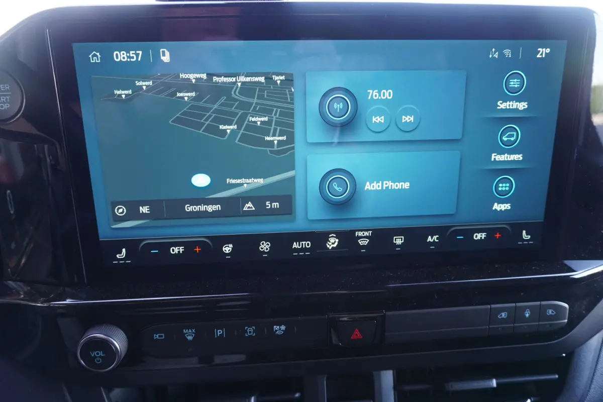 340L 2.5 PHEV 233PK L2H1 Titanium X 8 Persoons PHEV Automaat nr. V 067 | Hybride | Airco | Adap. Cruise | Navi | Pano | 360 Cam | Elek.Schuifdeur L+R| Incl BPM