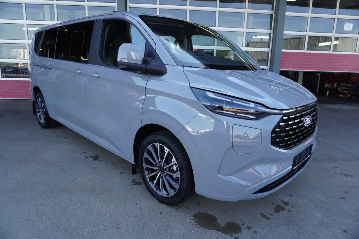 340L 2.5 PHEV 233PK L2H1 Titanium X 8 Persoons PHEV Automaat nr. V 067 | Hybride | Airco | Adap. Cruise | Navi | Pano | 360 Cam | Elek.Schuifdeur L+R| Incl BPM