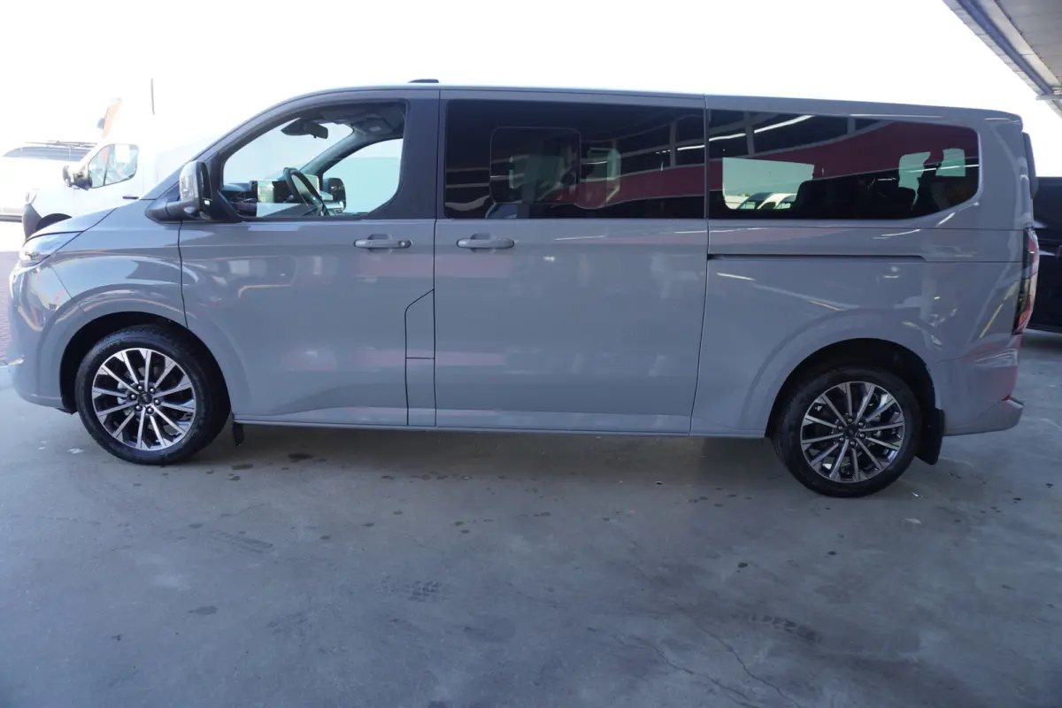 340L 2.5 PHEV 233PK L2H1 Titanium X 8 Persoons PHEV Automaat nr. V 067 | Hybride | Airco | Adap. Cruise | Navi | Pano | 360 Cam | Elek.Schuifdeur L+R| Incl BPM