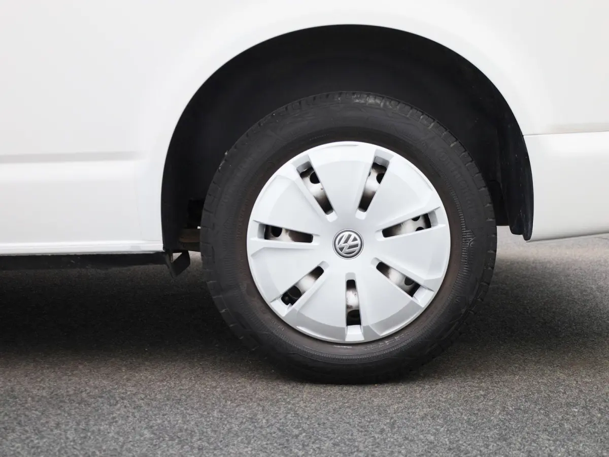 2.0 TDI L1H1 110PK | Airco | Parkeersensoren Achter | Navigatie | Apple/Android Carplay | Elektrisch Verstel/Verwarmbare Spiegels |