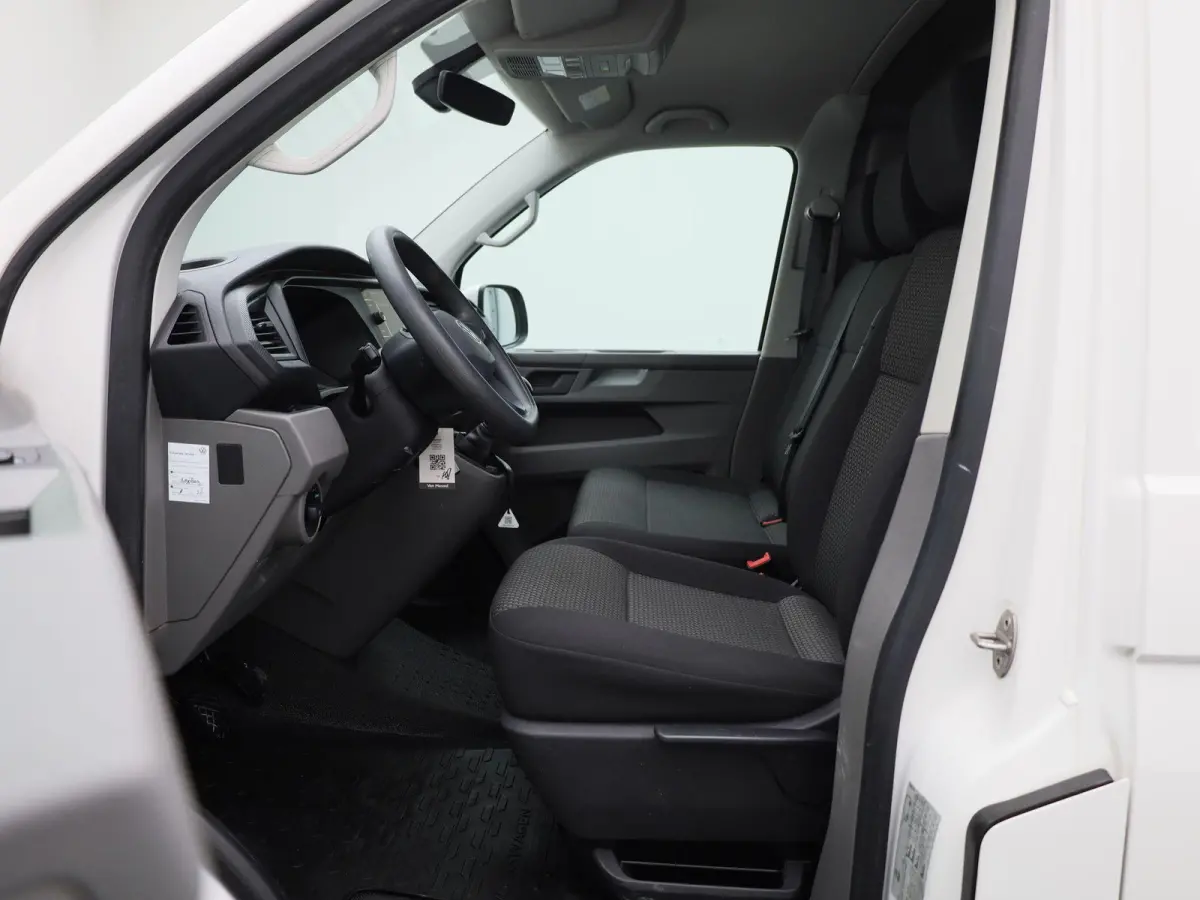 2.0 TDI L1H1 110PK | Airco | Parkeersensoren Achter | Navigatie | Apple/Android Carplay | Elektrisch Verstel/Verwarmbare Spiegels |