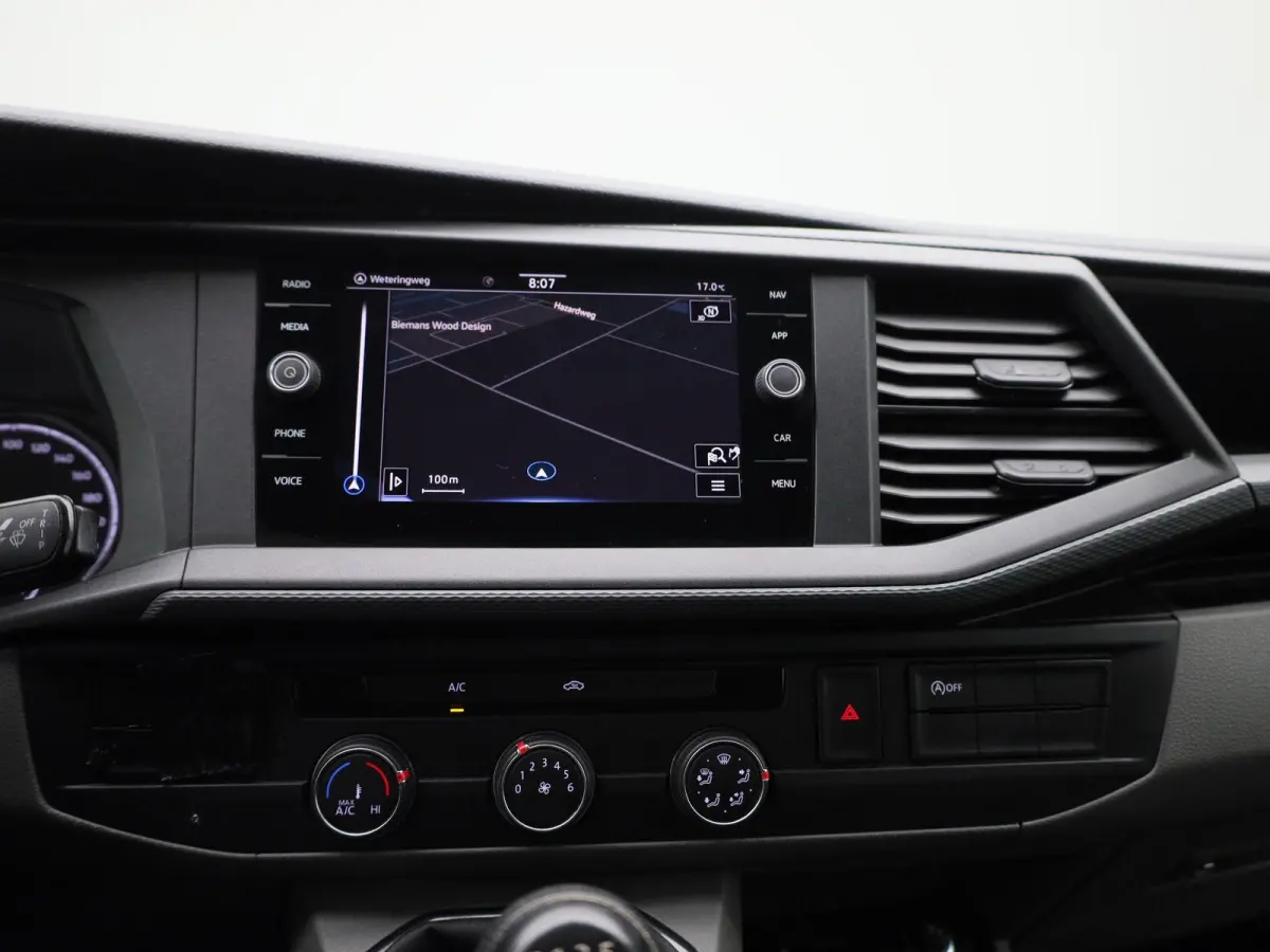 2.0 TDI L1H1 110PK | Airco | Parkeersensoren Achter | Navigatie | Apple/Android Carplay | Elektrisch Verstel/Verwarmbare Spiegels |