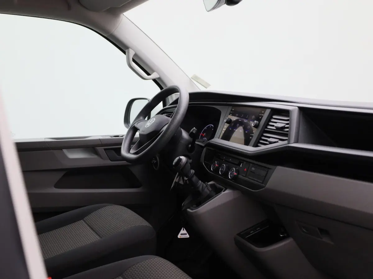 2.0 TDI L1H1 110PK | Airco | Parkeersensoren Achter | Navigatie | Apple/Android Carplay | Elektrisch Verstel/Verwarmbare Spiegels |