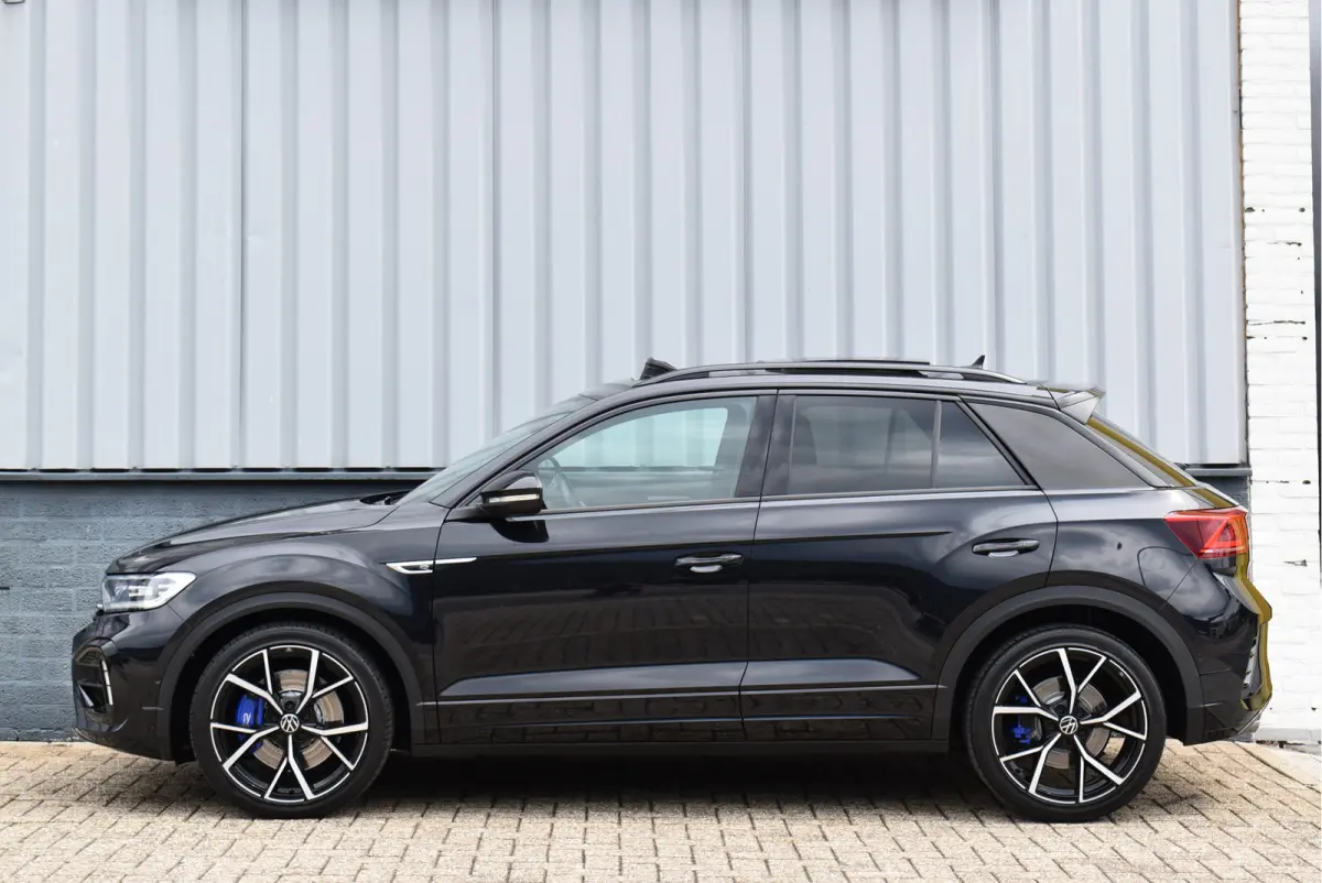2.0 TSI 4Motion R Facelift Pano Navi Camera Keyless Beats 19 Inch