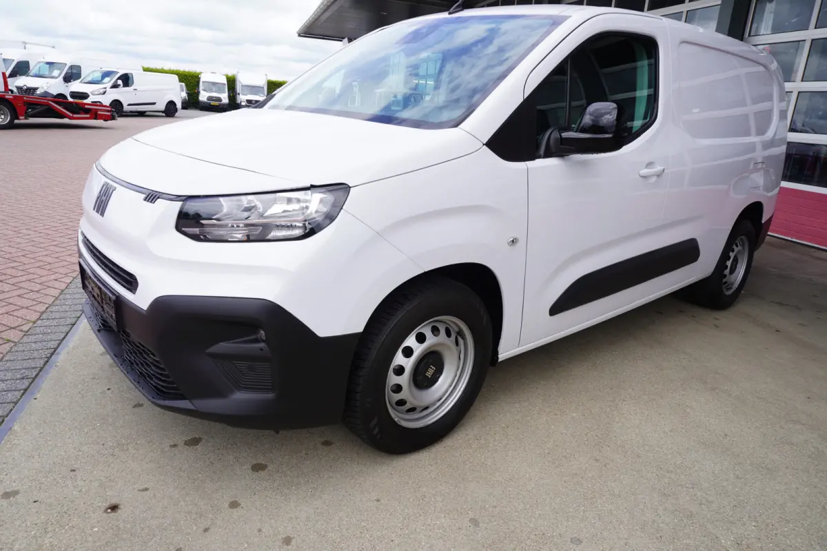 BlueHDi 130PK S&S L2 1000kg 3 zits nr.V059 | Airco | Cruise | Camera | Apple CP+Android auto