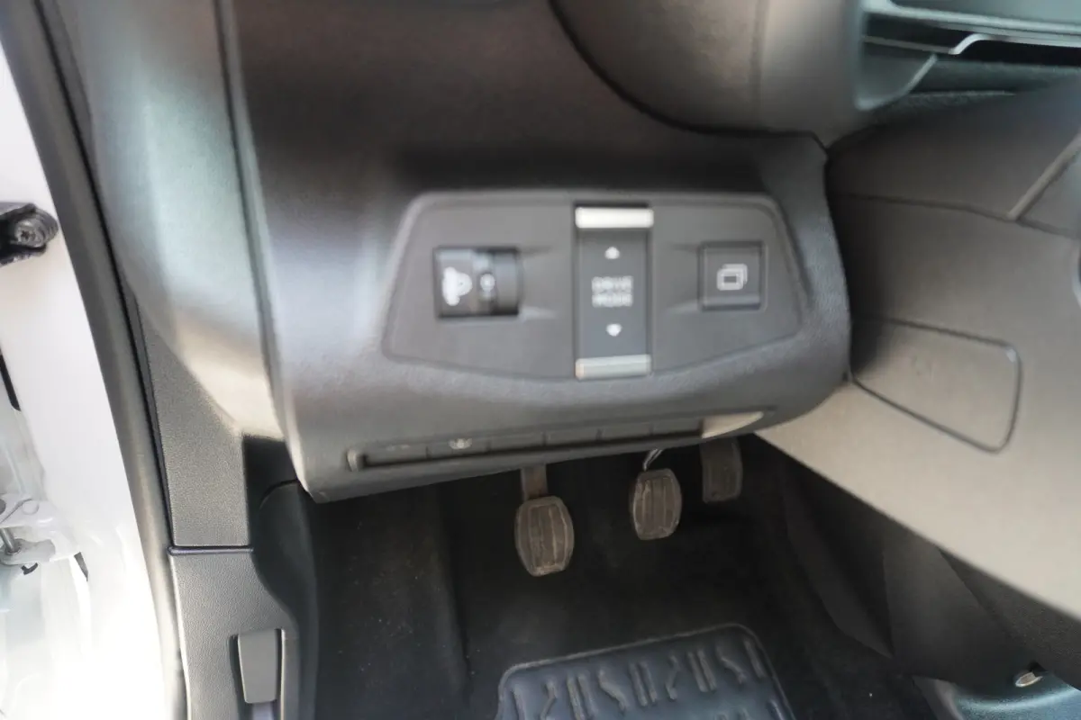 BlueHDi 130PK S&S L2 1000kg 3 zits nr.V059 | Airco | Cruise | Camera | Apple CP+Android auto