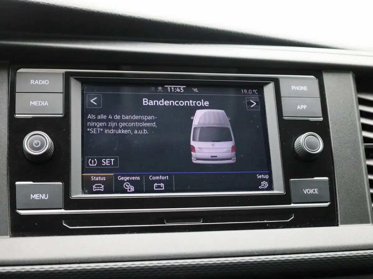 2.0 TDI L1H1 150PK Automaat | Multifunctioneel Stuurwiel | Stoelverwarming | Elektrische Spiegels | Parkeersensoren Achter | Cruise Control | App-Connect | DAB+ | Airco |