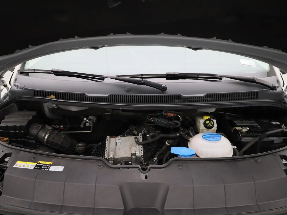 2.0 TDI L1H1 150PK Automaat | Multifunctioneel Stuurwiel | Stoelverwarming | Elektrische Spiegels | Parkeersensoren Achter | Cruise Control | App-Connect | DAB+ | Airco |