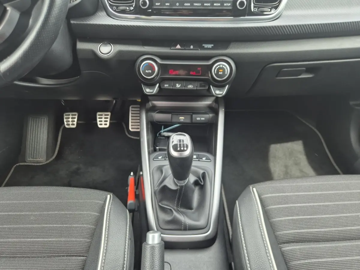 1.0 T-GDi MHEV GT-Line | Cruise Control | Climate Control | Navigatie | Camera | Stoelverwarming | Stuurverwarming |