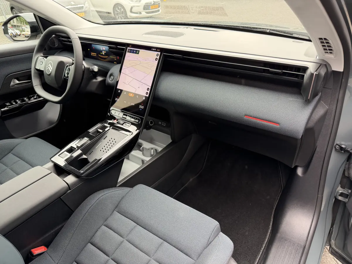 Plus (Pack Techno) Comfort Range 73 kWh (Elektrische Klep - Stoel-/- stuurverwarming - Adaptieve Cruise Controle - Camera - Keyless Entry - 19"incl 4S - LED Matrix - Warmtepomp)