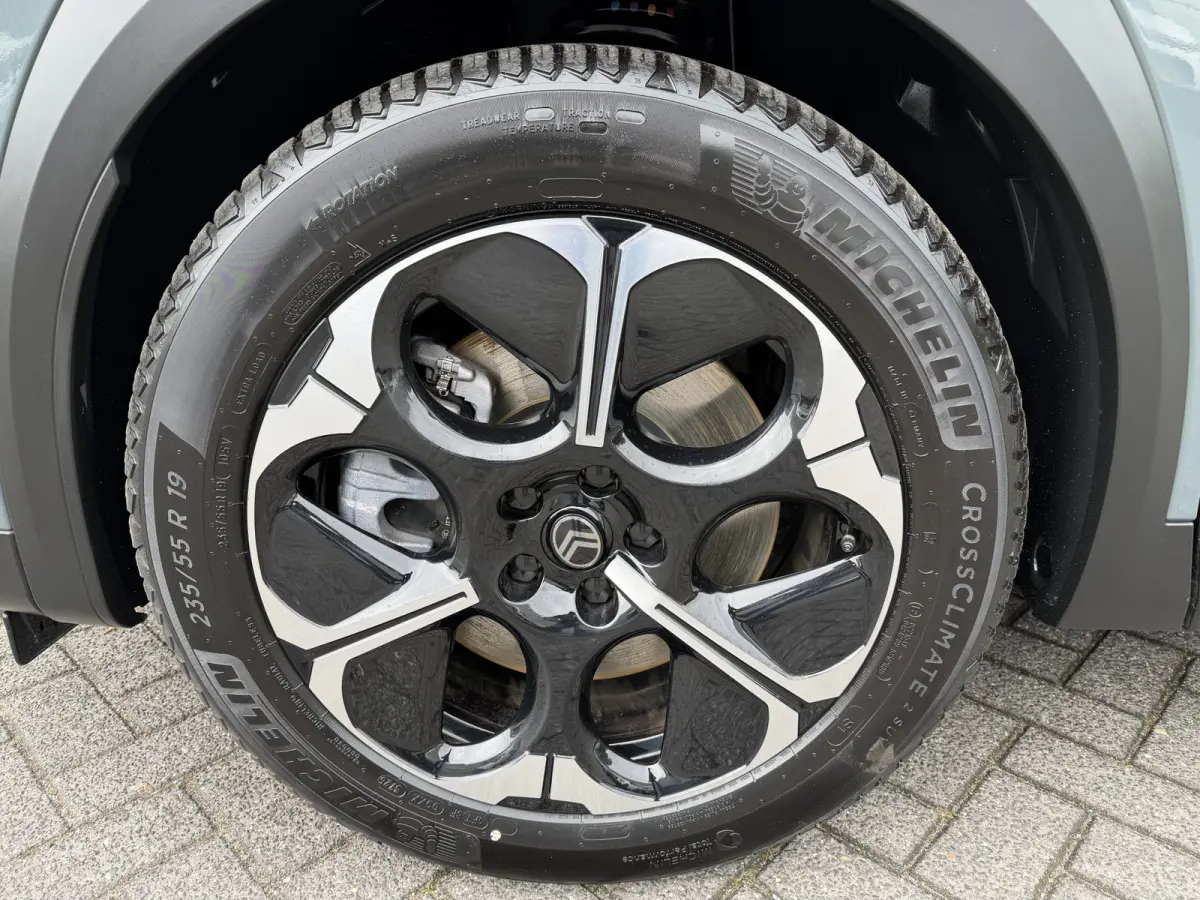 Plus (Pack Techno) Comfort Range 73 kWh (Elektrische Klep - Stoel-/- stuurverwarming - Adaptieve Cruise Controle - Camera - Keyless Entry - 19"incl 4S - LED Matrix - Warmtepomp)