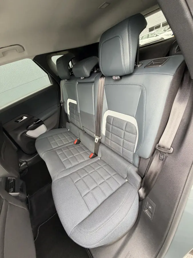 Plus (Pack Techno) Comfort Range 73 kWh (Elektrische Klep - Stoel-/- stuurverwarming - Adaptieve Cruise Controle - Camera - Keyless Entry - 19"incl 4S - LED Matrix - Warmtepomp)