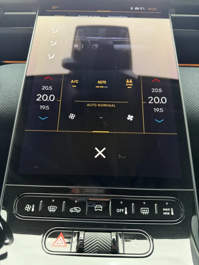 Plus (Pack Techno) Comfort Range 73 kWh (Elektrische Klep - Stoel-/- stuurverwarming - Adaptieve Cruise Controle - Camera - Keyless Entry - 19"incl 4S - LED Matrix - Warmtepomp)