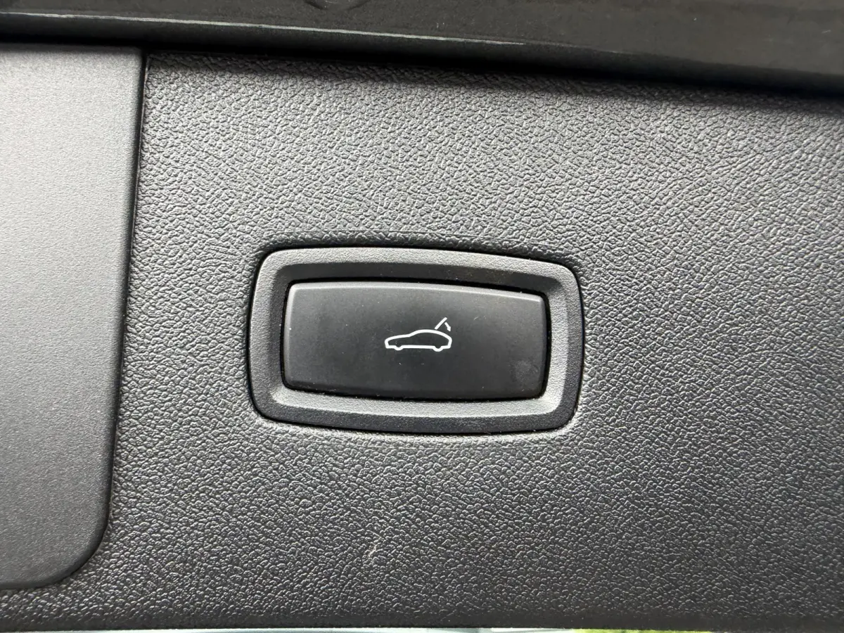 3.0 E-Hybrid Sport Chrono | 360* Camera | Luchtvering | Bose | Stoelventilatie/Verwarming | Elektrische Achterklep |