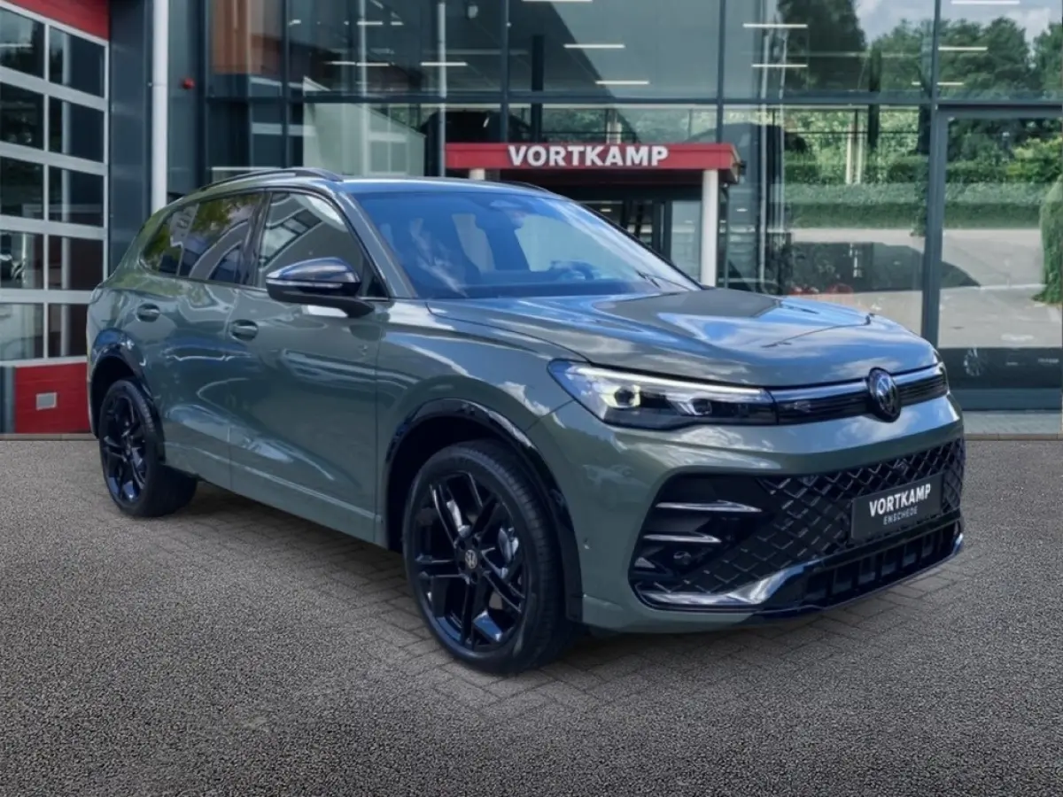 1.5 TSI DSG eHYBRID R-LINE TREKHAAK/360-CAM/ELEK-KLEP/ACC/IQ/STOEL+STUURVERW