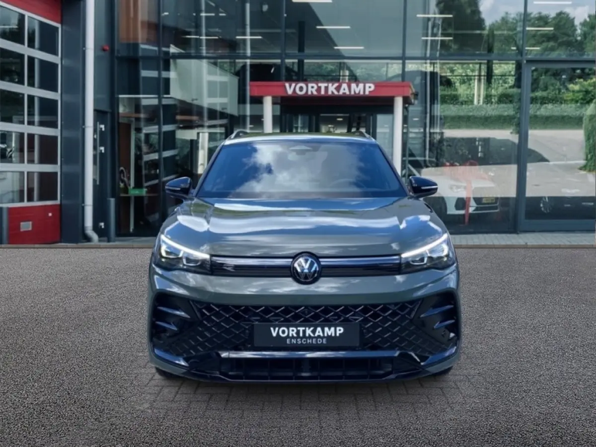 1.5 TSI DSG eHYBRID R-LINE TREKHAAK/360-CAM/ELEK-KLEP/ACC/IQ/STOEL+STUURVERW
