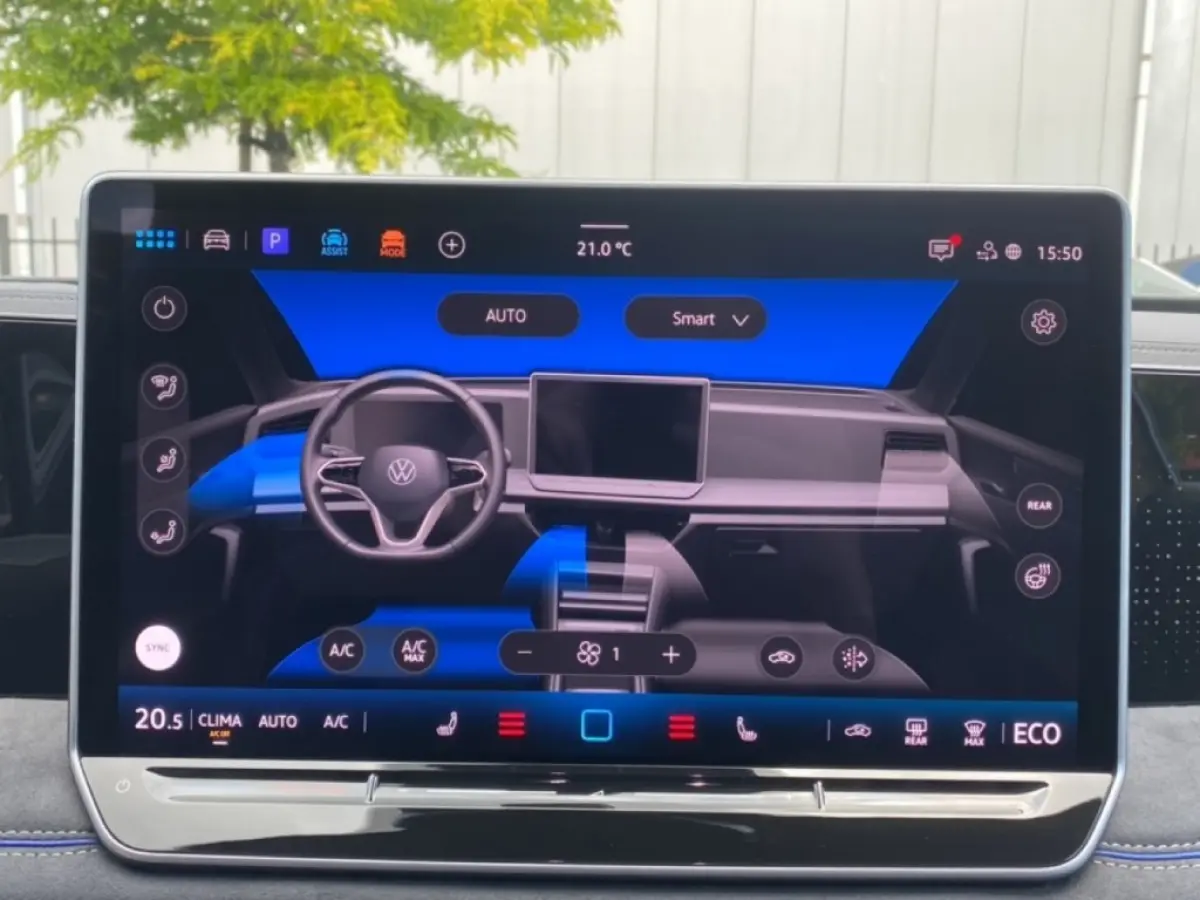 1.5 TSI DSG eHYBRID R-LINE TREKHAAK/360-CAM/ELEK-KLEP/ACC/IQ/STOEL+STUURVERW