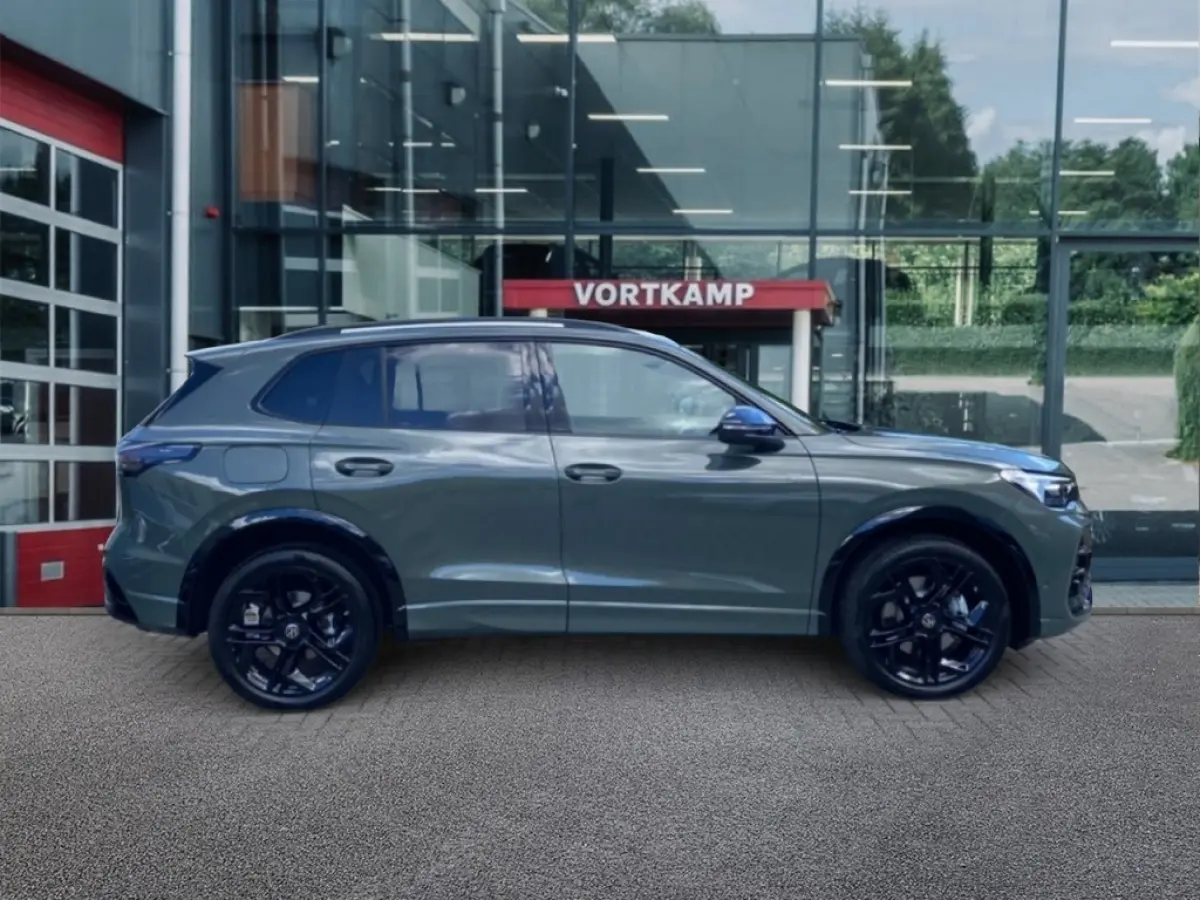 1.5 TSI DSG eHYBRID R-LINE TREKHAAK/360-CAM/ELEK-KLEP/ACC/IQ/STOEL+STUURVERW