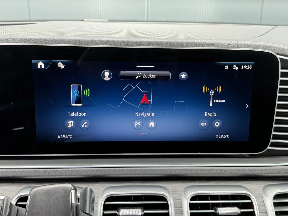 400 e 4MATIC AMG Line Premium + 22"/Airmatic/Panoramadak/Burmester /Trekhaak/Leder + memory/Stuur + stoelverwarming v+a/Stoelkoeling/Head-up/Keyless/360 camera