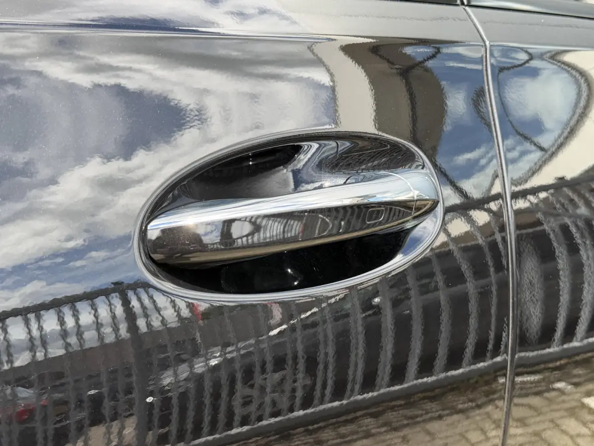400 e 4MATIC AMG Line Premium + 22"/Airmatic/Panoramadak/Burmester /Trekhaak/Leder + memory/Stuur + stoelverwarming v+a/Stoelkoeling/Head-up/Keyless/360 camera