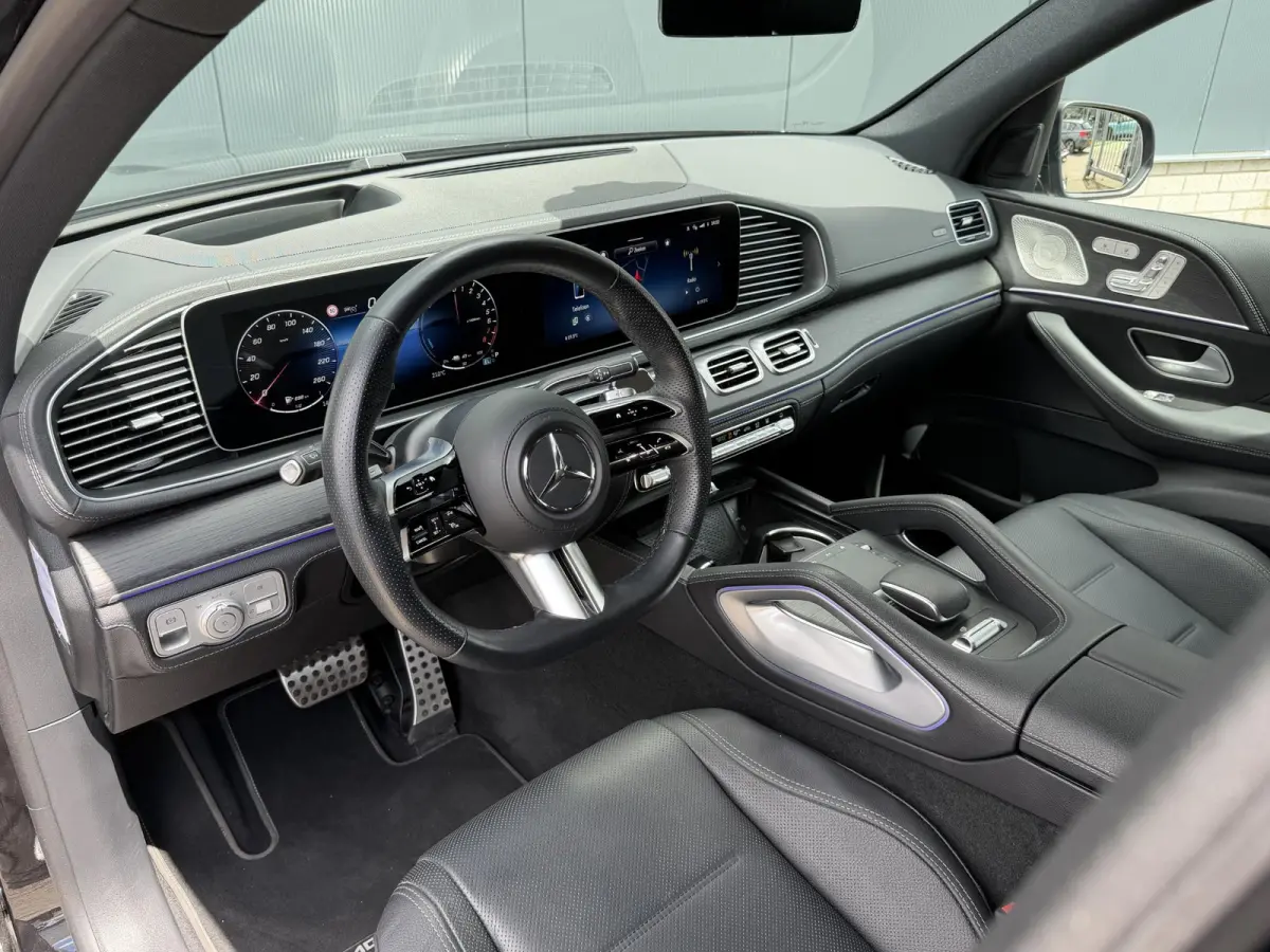 400 e 4MATIC AMG Line Premium + 22"/Airmatic/Panoramadak/Burmester /Trekhaak/Leder + memory/Stuur + stoelverwarming v+a/Stoelkoeling/Head-up/Keyless/360 camera