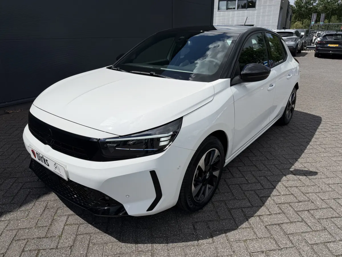 Electric Ultimate 50 kWh (Camera - LED - Automatische Airco - Alcantara - Stoel-/- Stuurverwarming - Navigatie via APP - Parkeersensoren V+A - Two Tone - Dodehoekdetectie)