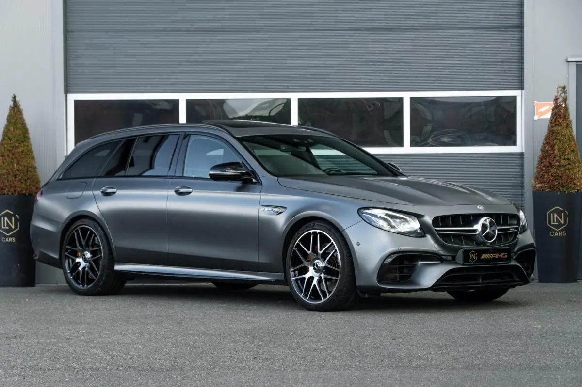 AMG 63 4MATIC+ | HUD | DAB | IWC