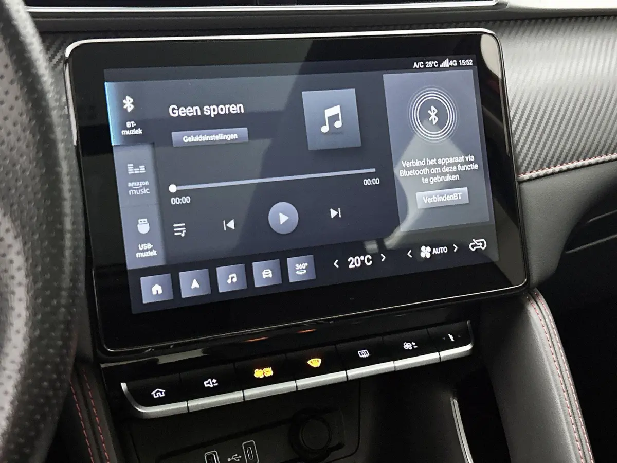 MG EV Long Range Luxury 70 kWh Privacy Glass | Garantie t/m 7-2029 | Panoramadak | 3-Fase Laden | Navi | Carplay / Android