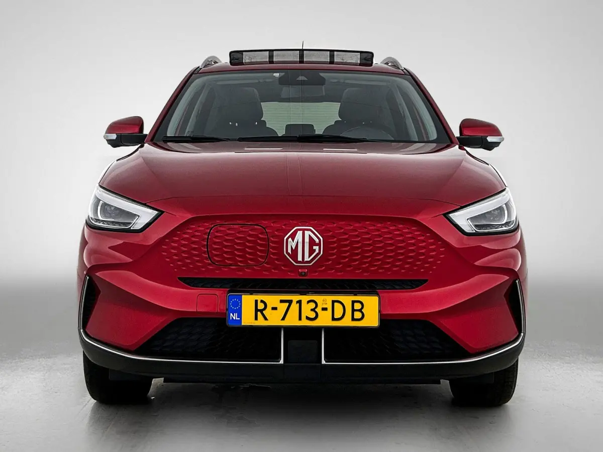 MG EV Long Range Luxury 70 kWh Privacy Glass | Garantie t/m 7-2029 | Panoramadak | 3-Fase Laden | Navi | Carplay / Android