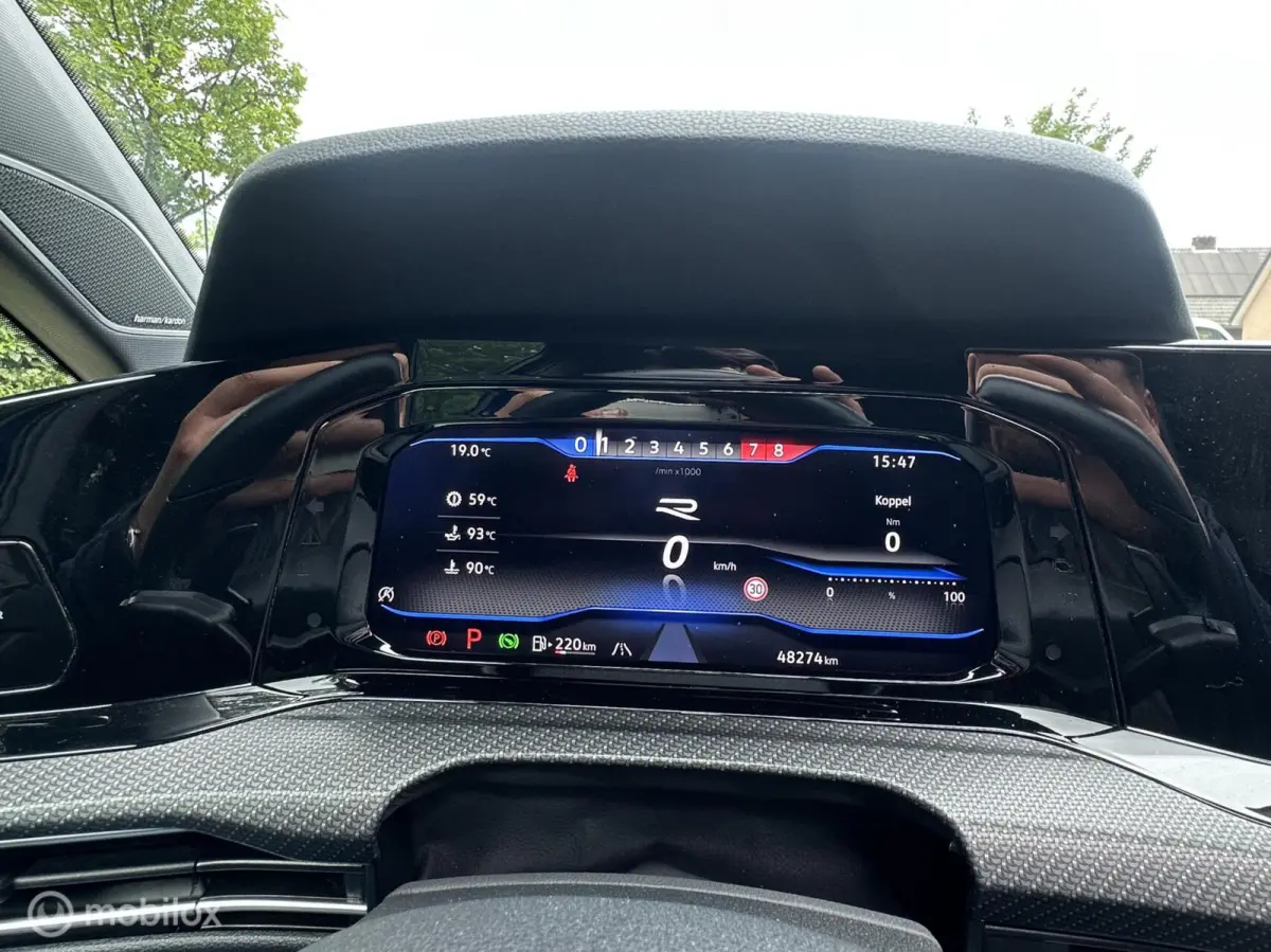 2.0 TSI R 4Motion|PANO|HUD|H&K|AKRA|IQ LIGHT
