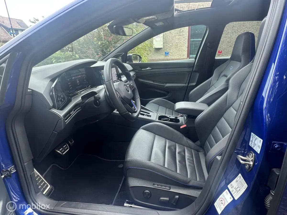 2.0 TSI R 4Motion|PANO|HUD|H&K|AKRA|IQ LIGHT