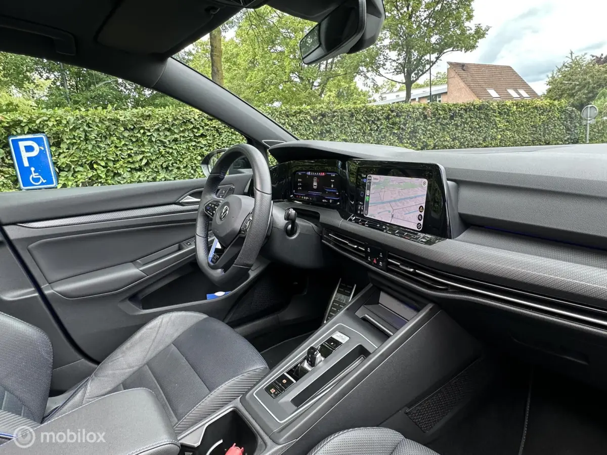 2.0 TSI R 4Motion|PANO|HUD|H&K|AKRA|IQ LIGHT