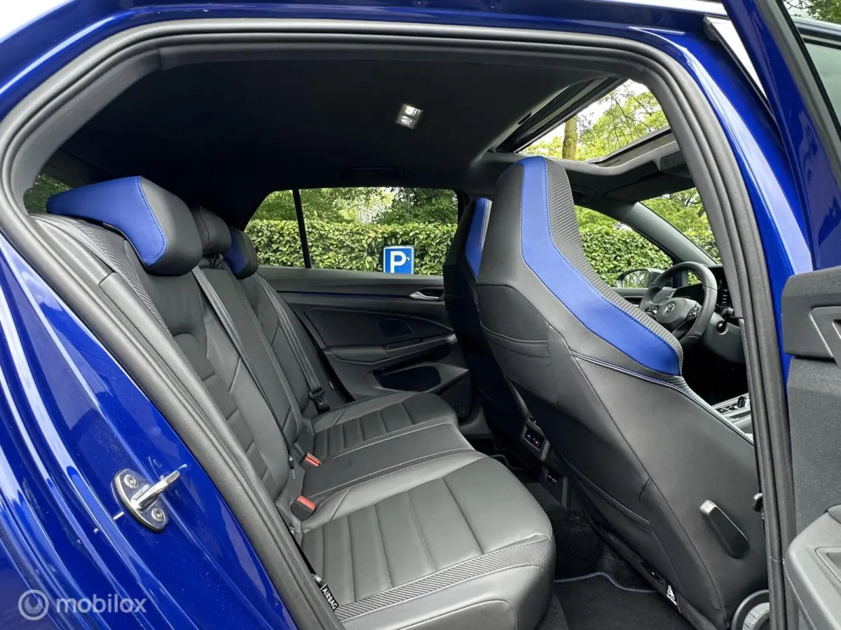 2.0 TSI R 4Motion|PANO|HUD|H&K|AKRA|IQ LIGHT