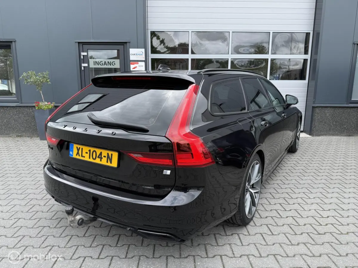 2.0 T4 R-Design / Polestar / ACC / CarPlay