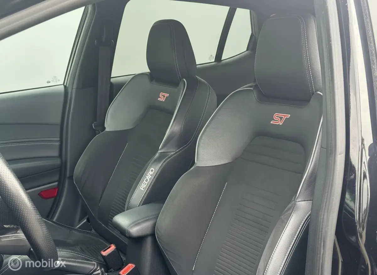 1.5 EcoBoost ST-3 RECARO|KEYLESS|CAMERA|B&O|MAXTON