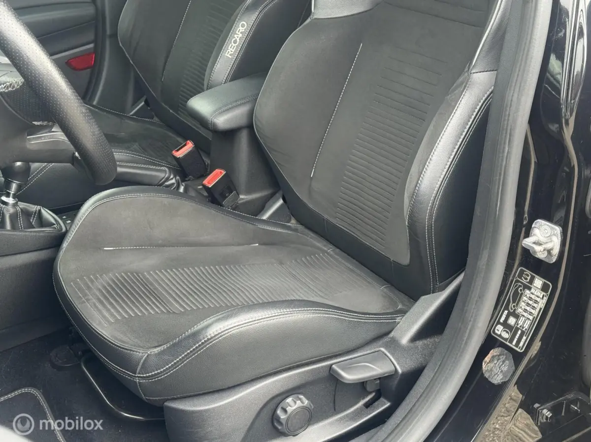 1.5 EcoBoost ST-3 RECARO|KEYLESS|CAMERA|B&O|MAXTON