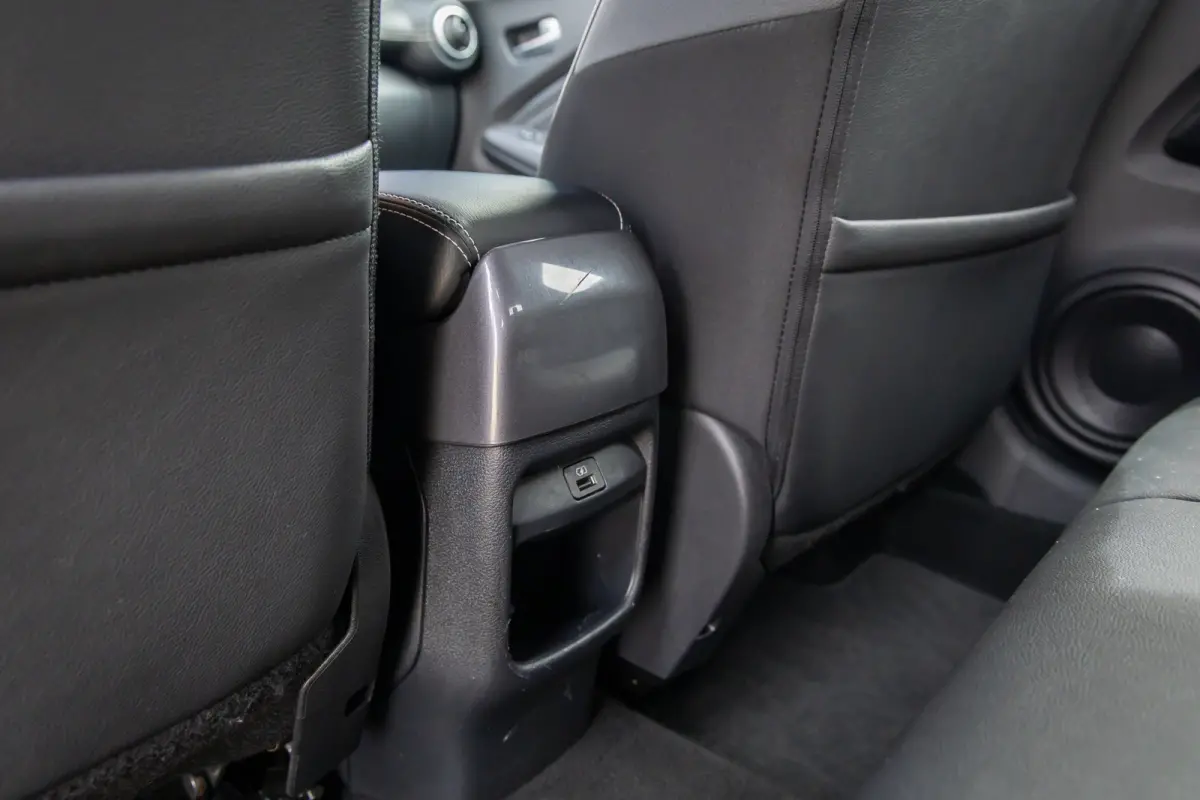 1.6 Hybrid Tekna | BOSE | 360 camera | Cruise adaptief | Leder | Apple Carplay/Android Auto | Dodehoekdetectie met correctie | Volledig digitaal dashboard | Apple Carplay/Android Auto|telefo