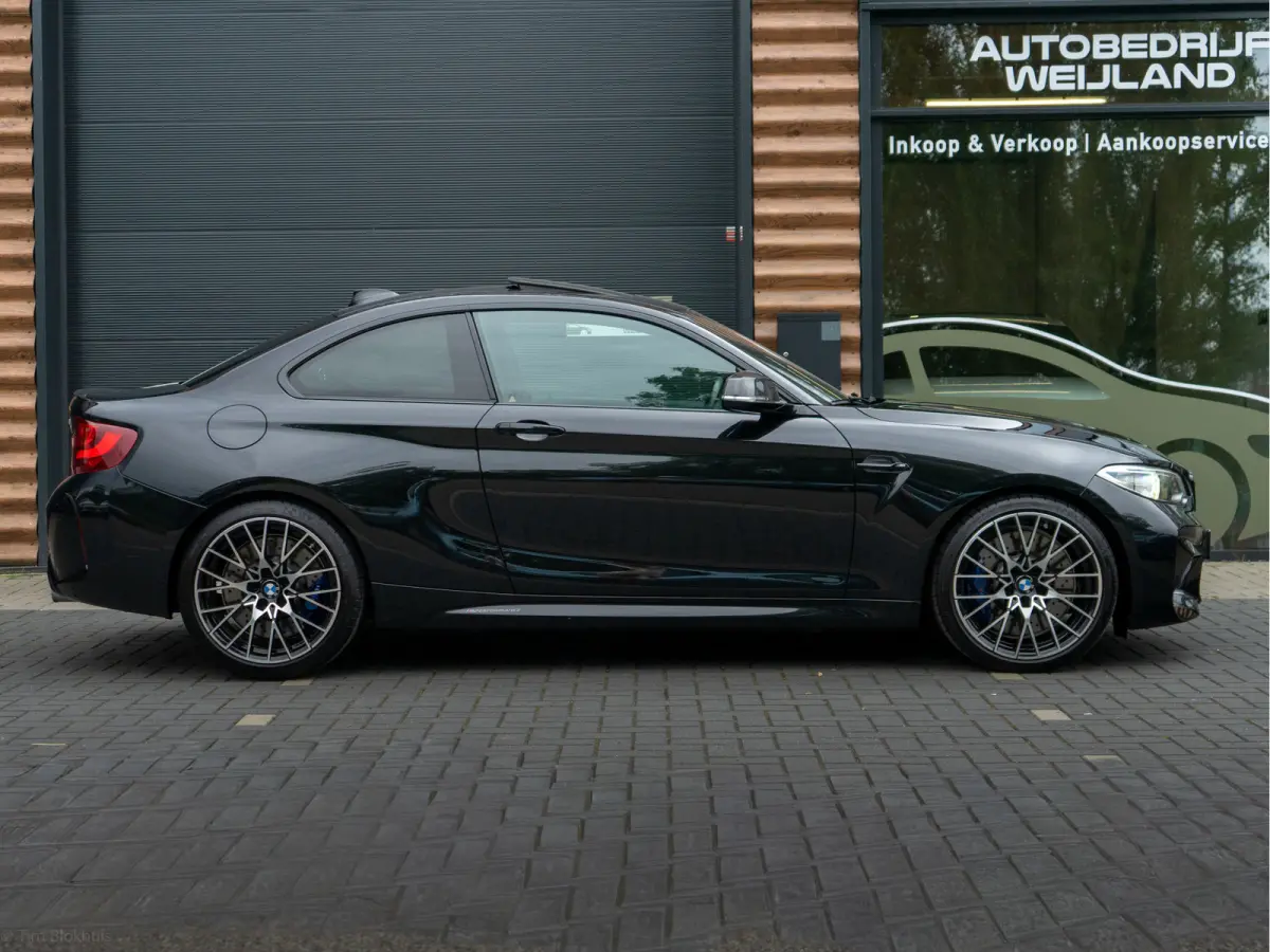 M2 DCT 370PK NIEUWSTAAT I NL-AUTO I NAP I DEALER-ONDERHOUDEN I I 19" I Harman kardon I Leer I Schuifdak I Memory I Camera I Led I Carplay I Carbon I
