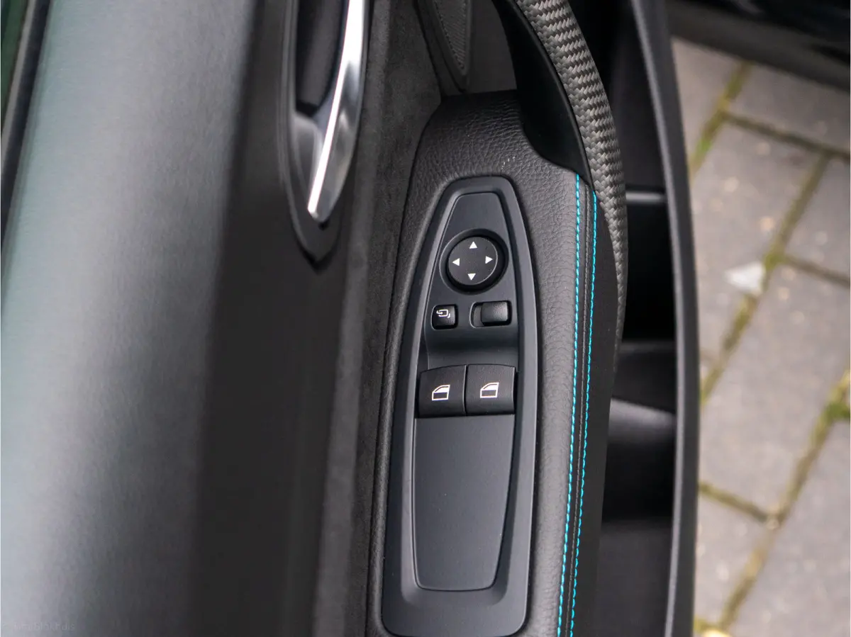 M2 DCT 370PK NIEUWSTAAT I NL-AUTO I NAP I DEALER-ONDERHOUDEN I I 19" I Harman kardon I Leer I Schuifdak I Memory I Camera I Led I Carplay I Carbon I